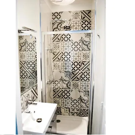 Maison 5 Pieces 8 Personnes Situation Ideale - 5 Pieces 8 Personnes 153159 Apartment
